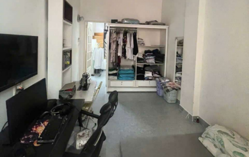 Bán nhà hẻm gần mặt tiền, chỉ cách Trần Bình Trọng 100m, Nguyễn Trãi 200m